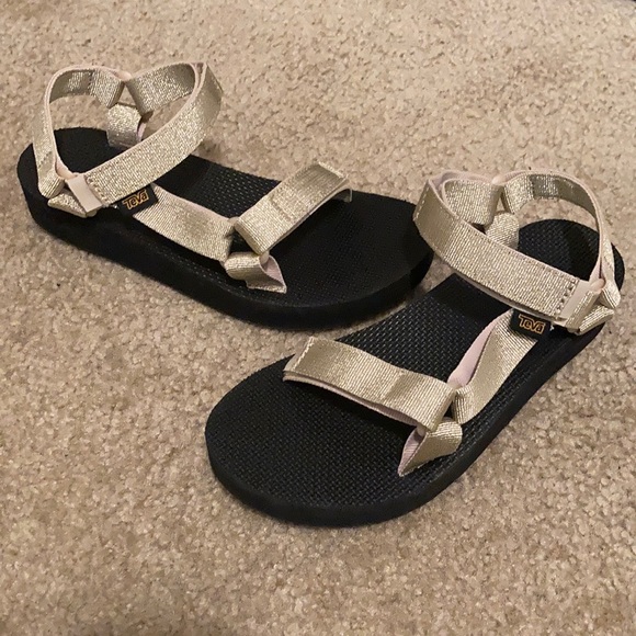 Teva mid form universal sandal (champagne)